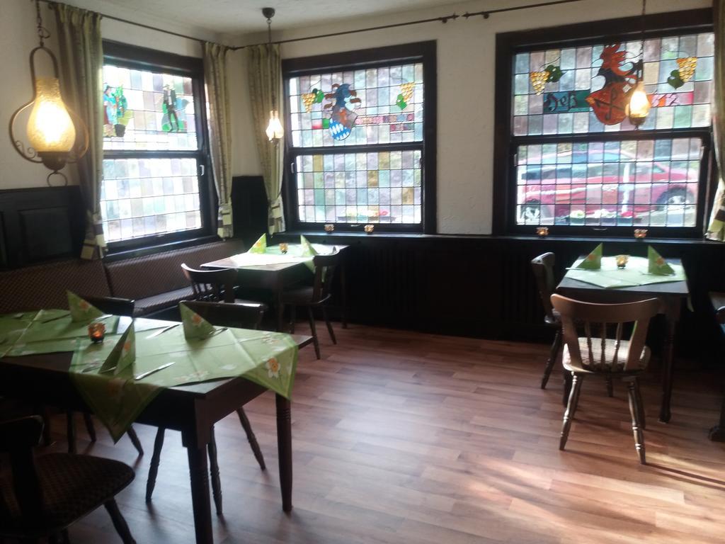 Steeger Weinstube Hotel Bacharach Ngoại thất bức ảnh