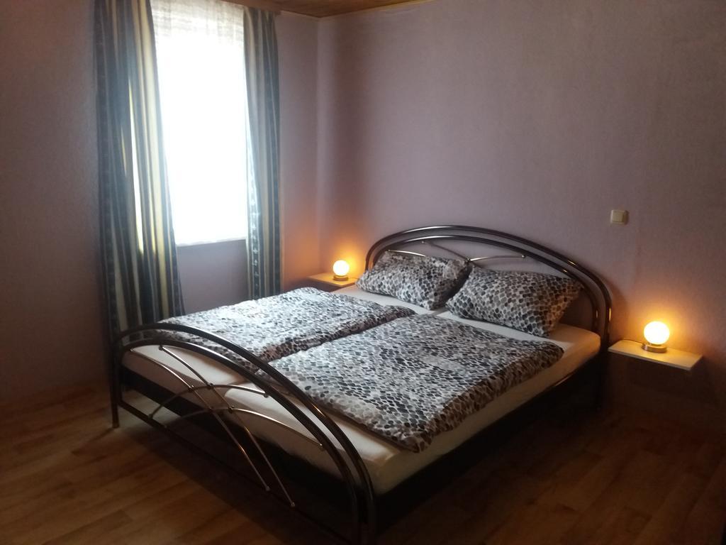 Steeger Weinstube Hotel Bacharach Ngoại thất bức ảnh